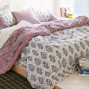 Urban Outfitters Duvet Comforter Set